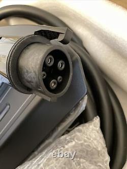 2022 2023 2024 GMC Hummer TurboDX Electric Vehicle EV Charger 240V Charging 32A