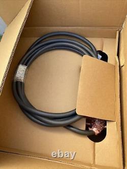 Chargepoint CT600-GW1 Electric Vehicle Charging Station New In Box