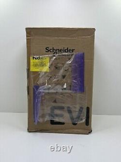 Schneider Evb3s22ncb Electric Vehicle Charging Station